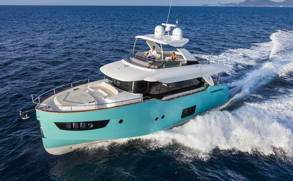 Absolute Navetta 58: we put on test the long range Italian boat