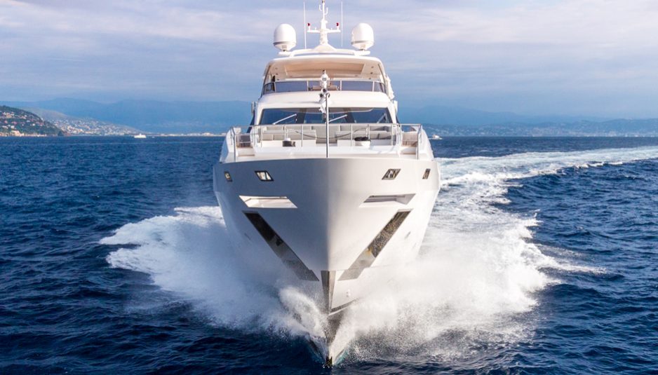 A new hull from Benetti and Rolls Royce azipull increase comfort in navigation