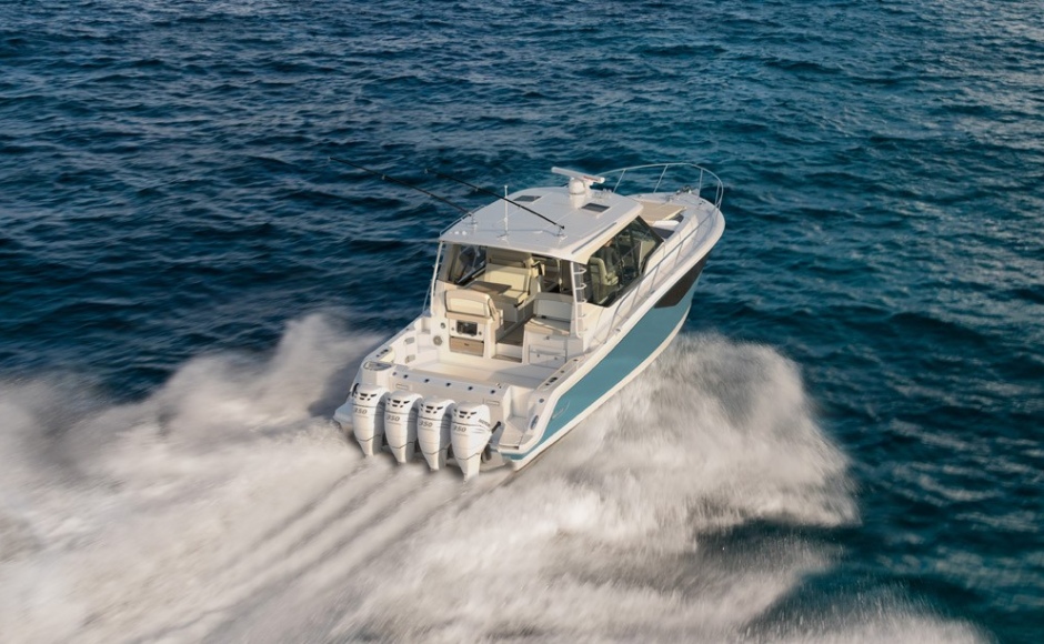 Incredible machines: here's the new Boston Whaler 325 Conquest and 405 Conquest