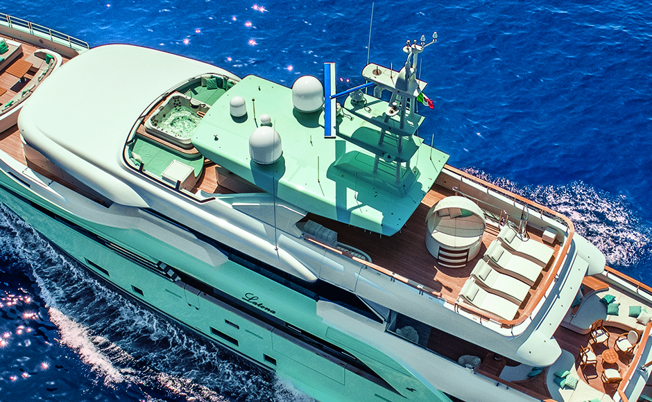 CRN Latona: the new 50-meter yacht is a throwback to Liberty