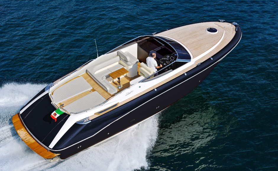 New in 2019: a new Colombo 36 Bellagio brings the Italian charme on the French Riviera