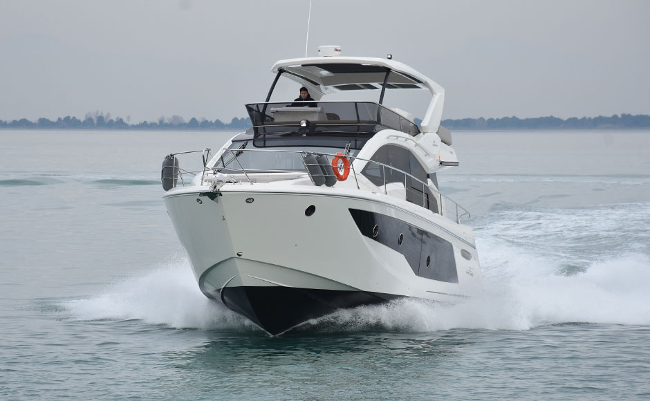 Cranchi E 56 F Evoluzione: somewhere between tradition and innovation