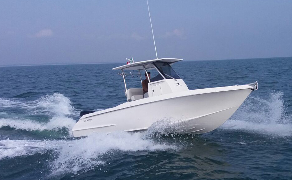 New in 2018: Dellapasqua DC Seven takes the Hunt hull fishing