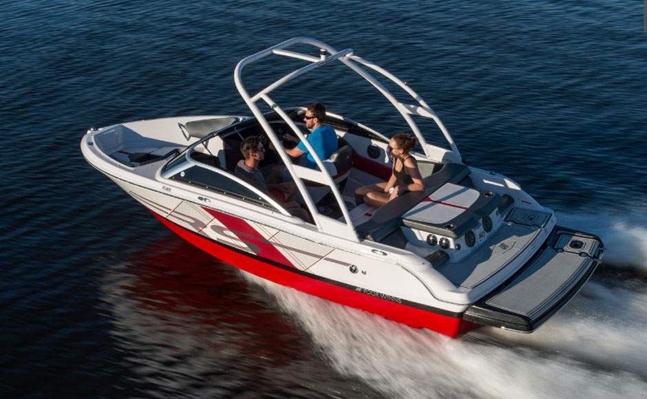 Four Winns Horizon 180: small, sporty, custom