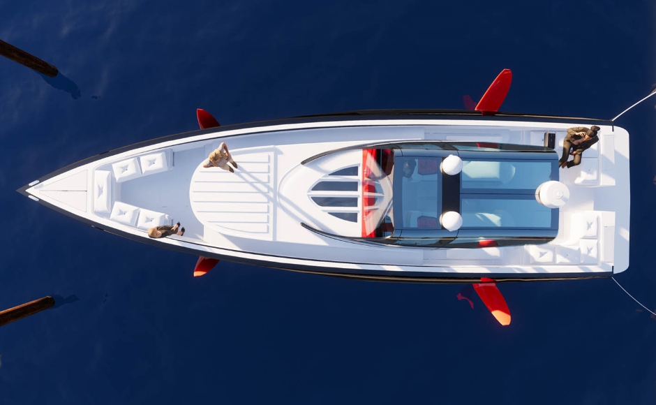 Inesse Superfoils 15: a hi-tech flying yacht