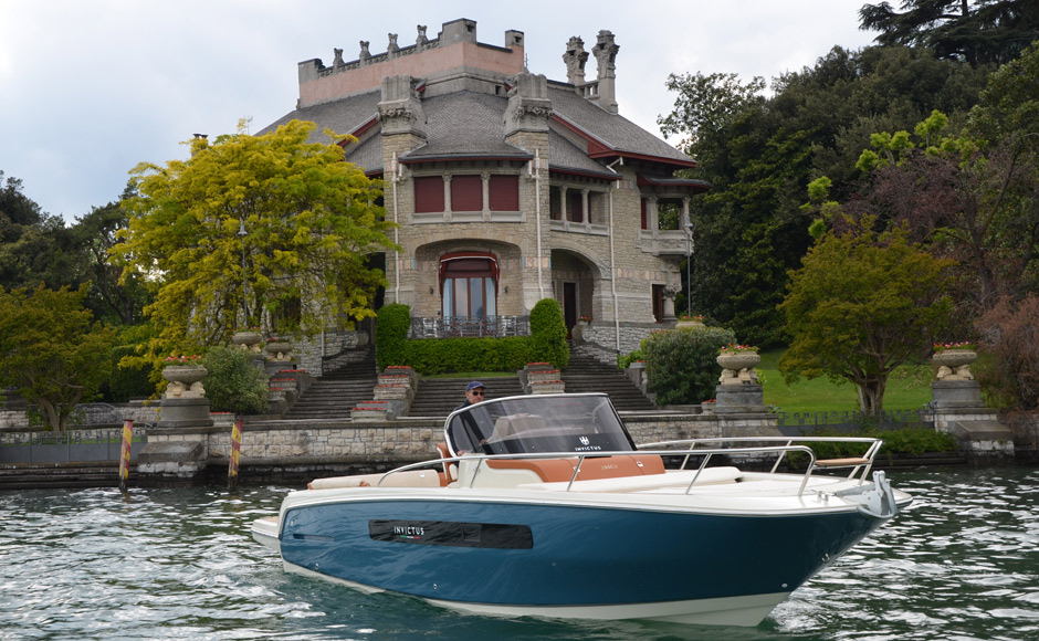 The brand new Invictus 280CX on test thanks to Nautica Bertelli