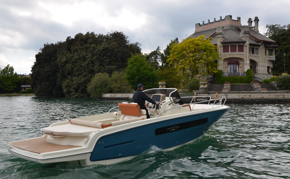 Lake Iseo has no secrets with Nautica Bertelli Rent