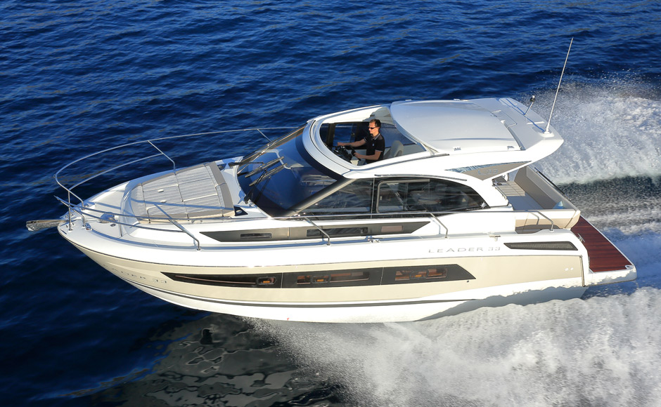 Jeanneau Leader 33 is the multi-purpose boat for cruising and sportfishing
