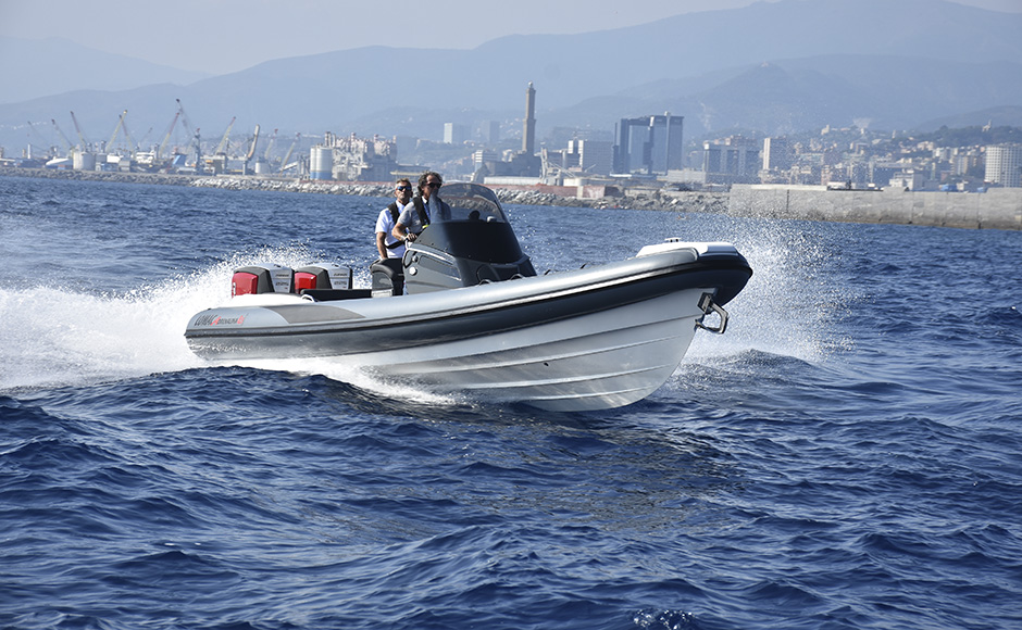 Lomac Adrenalina 8.5 and Evinrude G2: if you love strong emotions