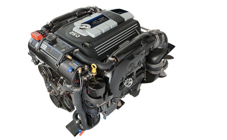 New Mercruiser 4.5L V6 250 Hp: simple, compact, strong