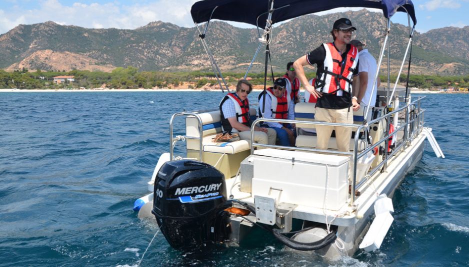 Mercury 40 SeaPro: 40 horsepower put to test on a pontoon