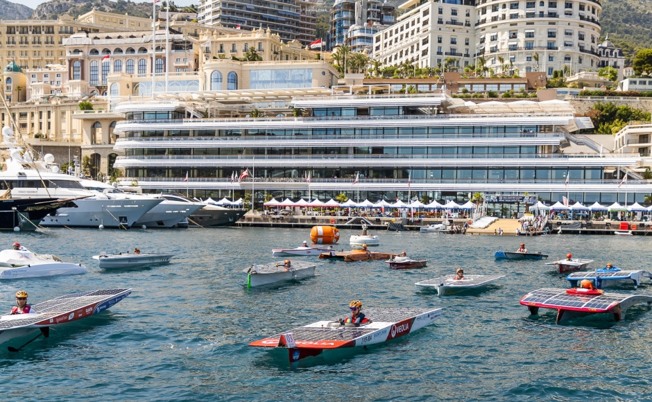New energy sources meet in Yacht Club de Monaco: time to build the motorboats of tomorrow