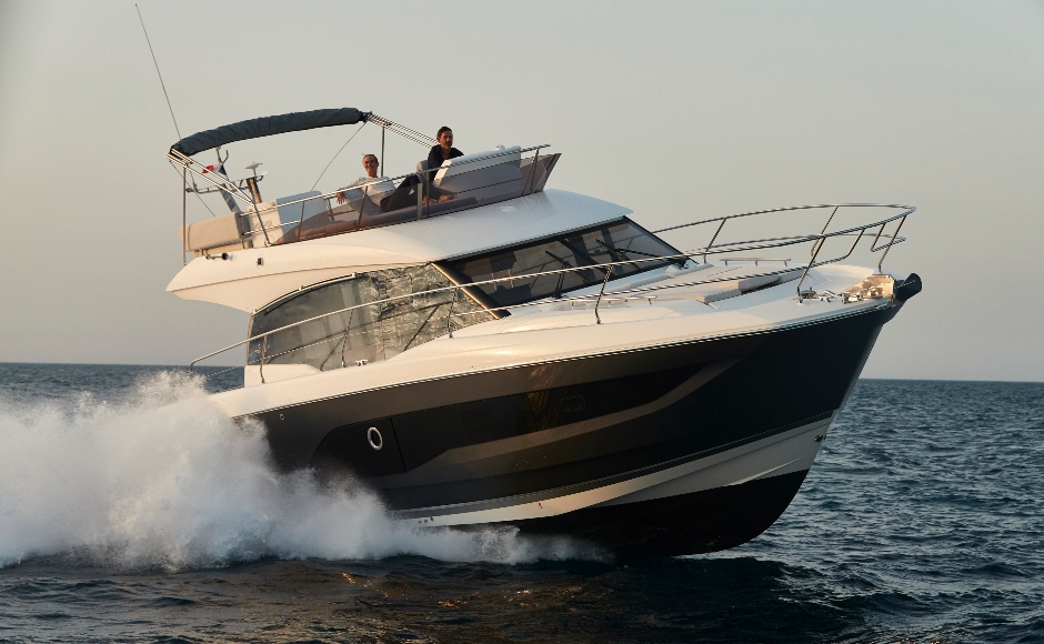 The Prestige 420 takes the brand experience to 12 meters