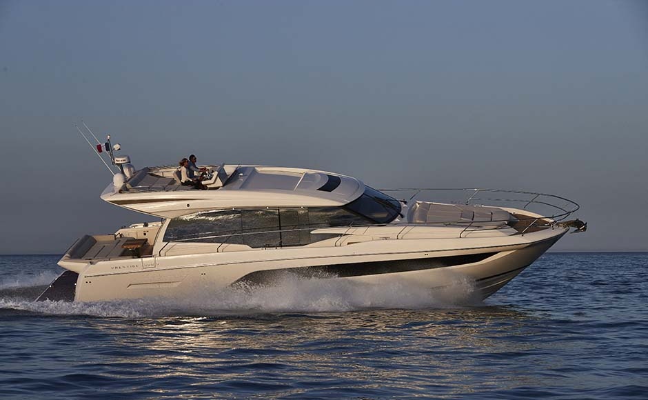 Another model in the range: here comes the Prestige 590S