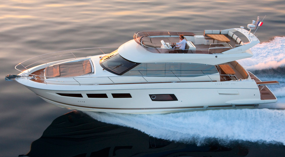 The new Jeanneau warranty give you years of trouble-free cruising