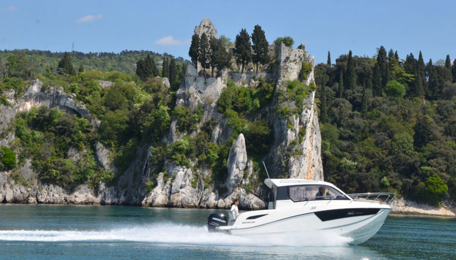 Quicksilver Activ 755 Weekend, a boat for the whole year