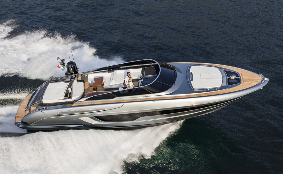 Sporty heart, classy look and a new partnership. Here's everything about the debut of Riva 56 Rivale