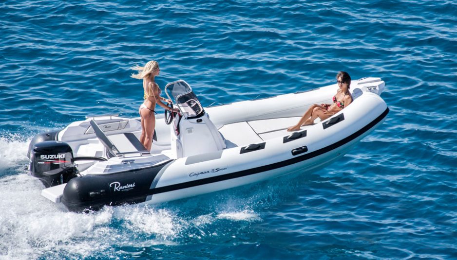 Ranieri International Cayman 18 Sport. Our test before the launch in Genova