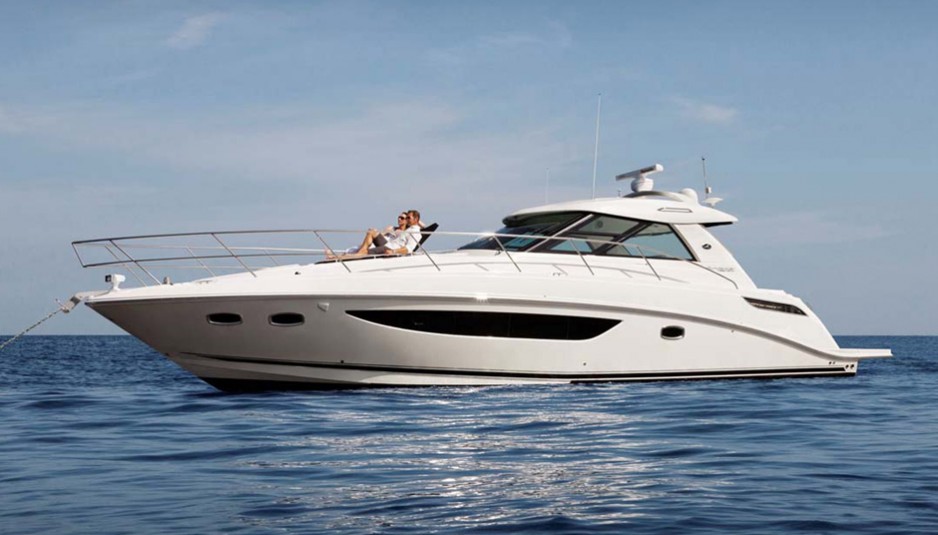 2016 preview - Sea Ray 450 Sundancer: one open, many options
