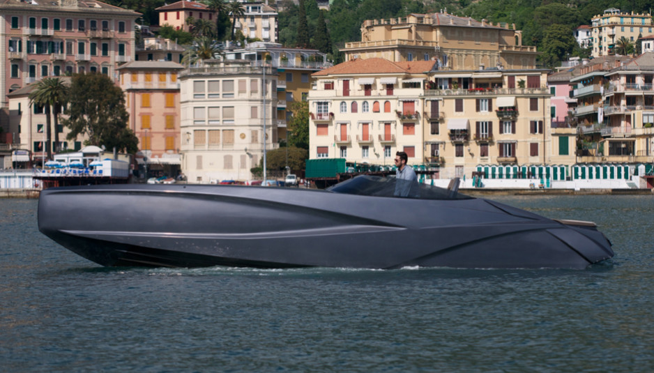 Dipiù 900 SS, carbon fiber at 50 knots