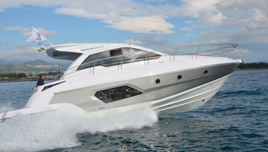 Salpa Laver 38x : so much space for just ten meters!